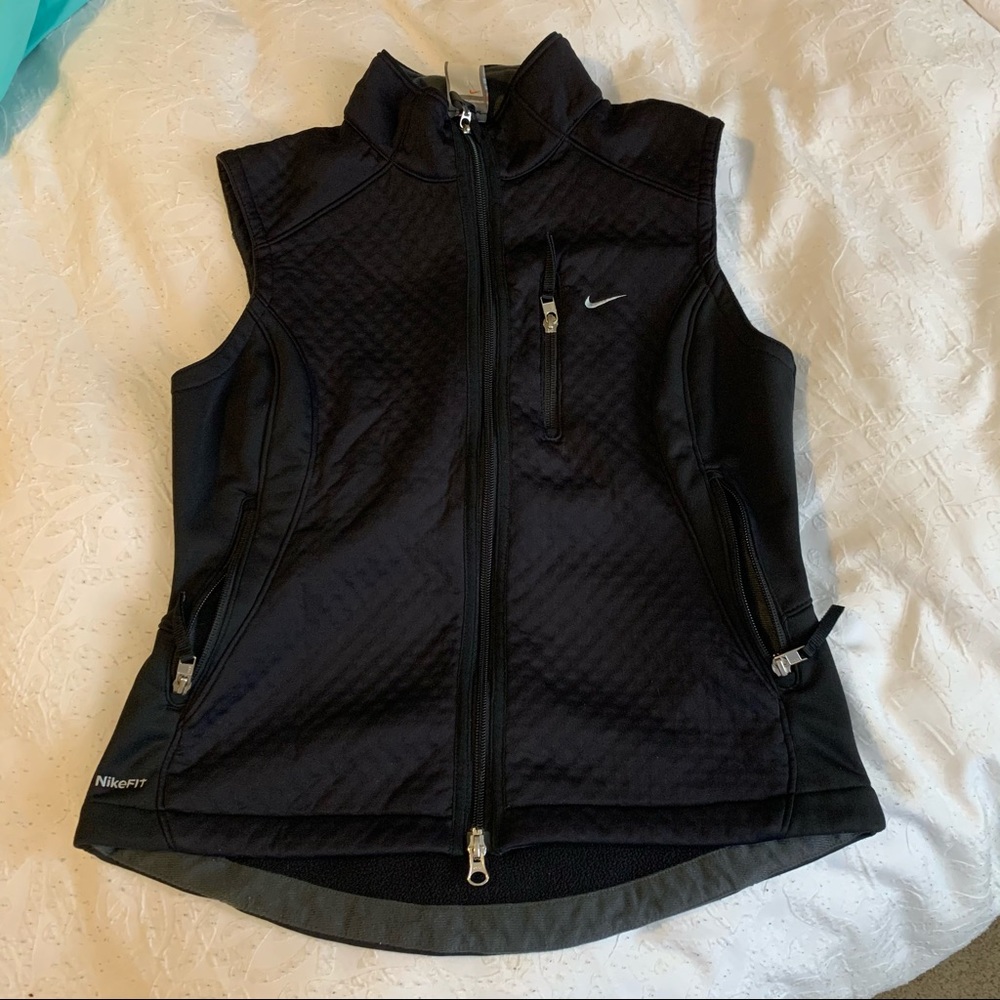 Nike Women’s Golf Vest